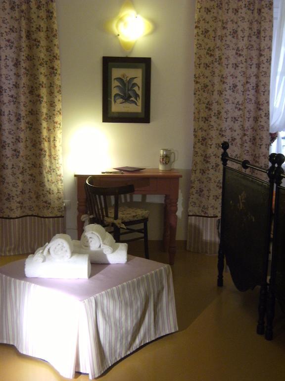 Elizabeth B&B Κάλιαρι Δωμάτιο φωτογραφία